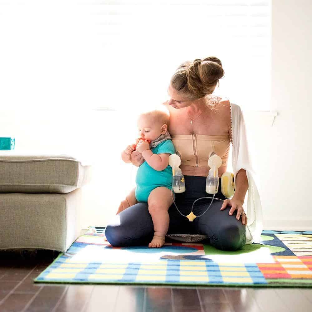 Medela Easy Expression Hands Free Pumping Bra, Black, Large, Comfortable & Adaptable with No-Slip Support for Multitasking - Adenzo Comfies