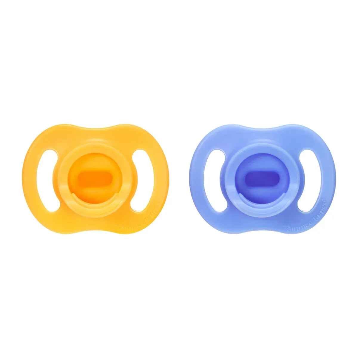 Tommee Tippee Ultra‑Light Silicone Soothers, 2 Pack (0–6m & 6–18m), Extra Comfort, Lightweight Design - Adenzo Comfies
