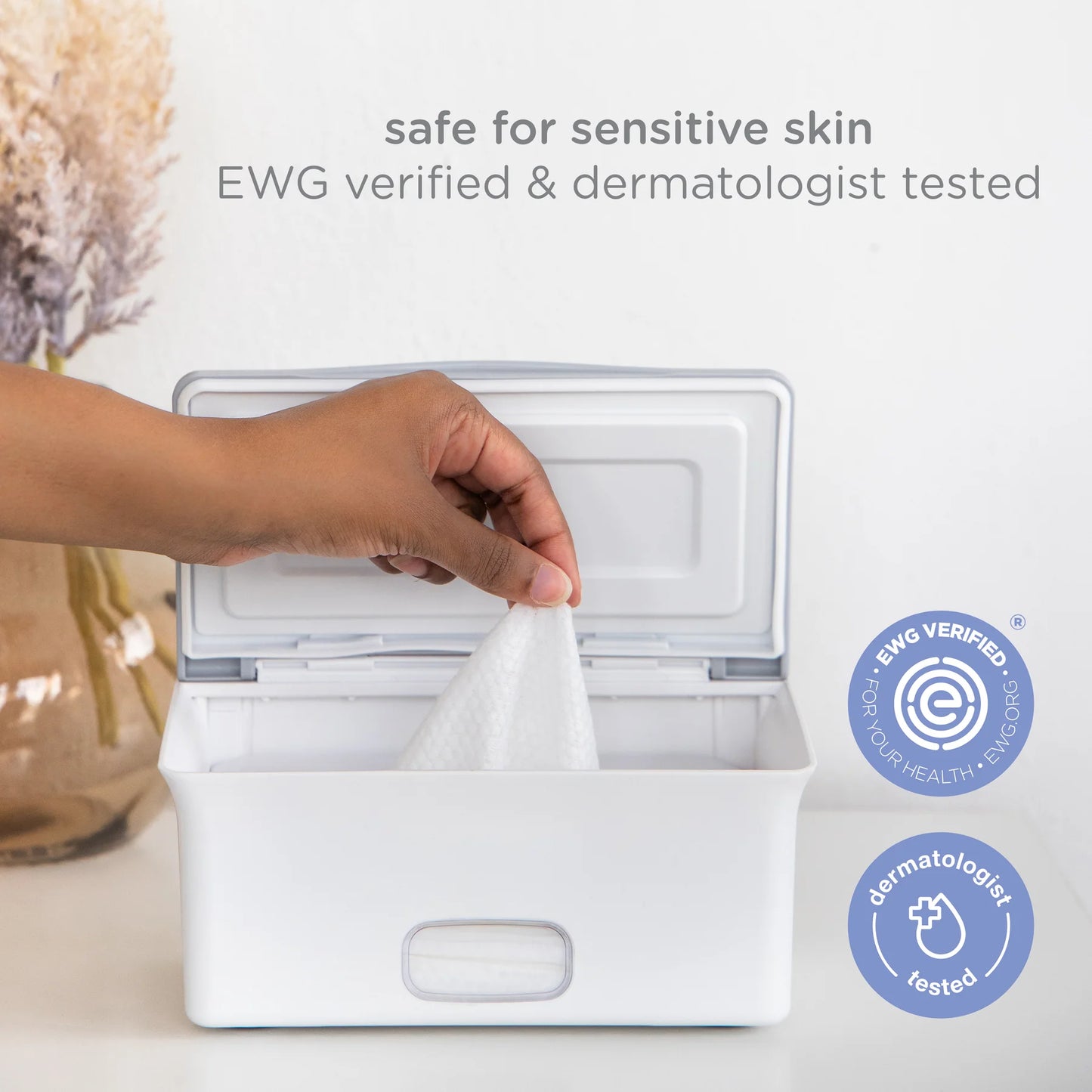 Ubbi Fragrance-Free Baby Wipes, 99% Water Based, Plant Based Wipes, Hypoallergenic for Sensitive Skin with Chamomile, Vitamin E & Aloe, EWG Verified. - Adenzo Comfies