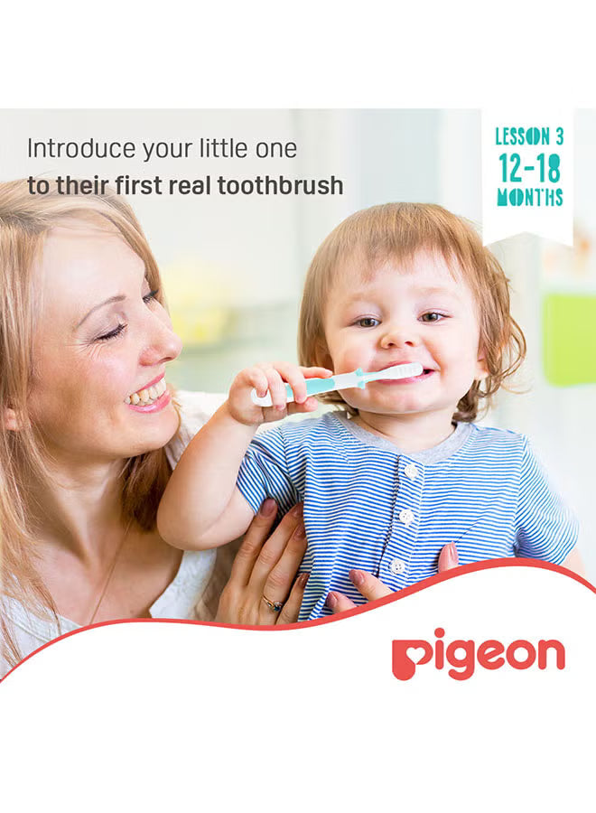 Pigeon Baby Training Toothbrush Lesson 3.