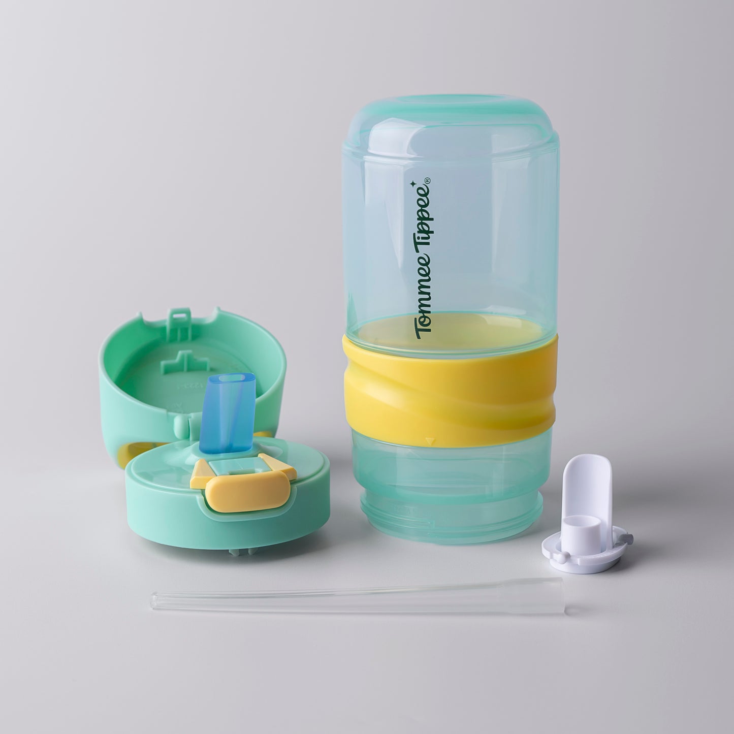 Tommee Tippee Flip Top Sportee Cup 500ml – 18m+ Assorted, Non‑Spill Toddler Cup with Bite‑Proof Spout, Leak Proof and BPA‑Free - Adenzo Comfies