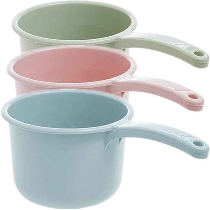 Long Handle Plastic Bath Dipper Water Ladle for Camping Home Use.