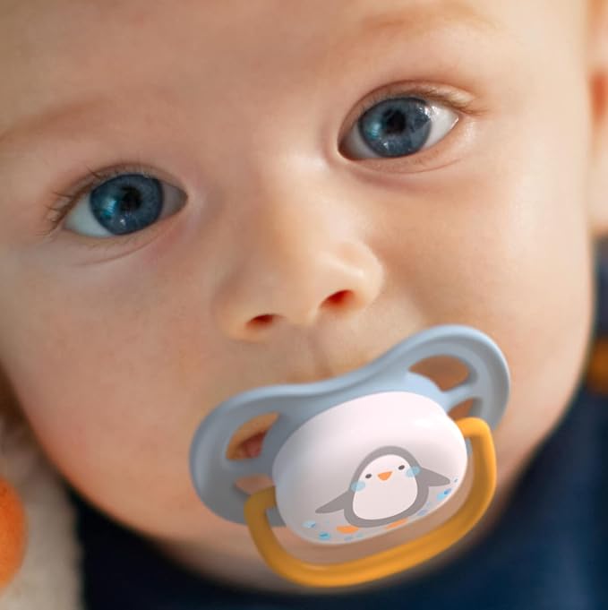 Philips Avent Ultra Air Pacifier, for 0-6m, Orthodontic & BPA-Free, 2 pcs, Including Sterilizer/Carrying Case, SCF080/01 Blue.