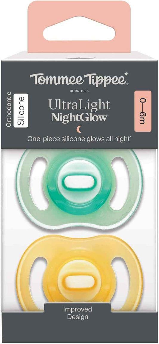 Tommee Tippee Ultra-Light StayPut Night Glow Soother 0-6m Pack of 2.
