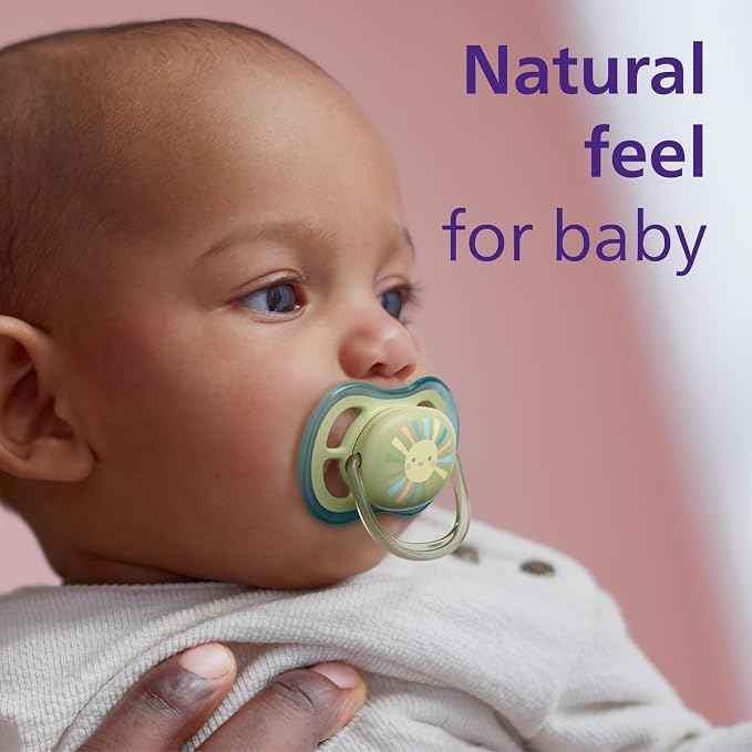 Philips Avent Ultra Air Soother - 2 x Light, Breathable Baby Soothers for Babies Aged 0‑6 Months, BPA-Free with Steriliser Carry Case (Model SCF085/58).