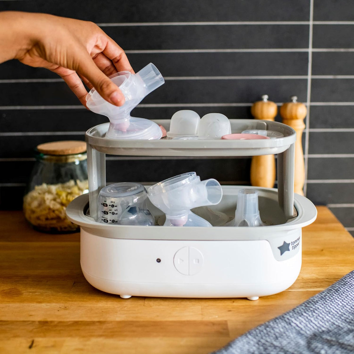 Tommee Tippee Made for Me Double Electric Breast Pump, Baby Bottles Included, 9 Express Modes, Massaging Cushions, USB Rechargeable Portable Breast Pump, Strong Suction, Quiet. - Adenzo Comfies