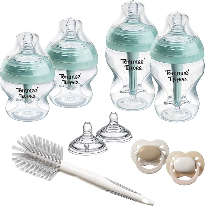 Tommee Tippee Advanced Anti-Colic Baby Starter Set 150ml & 260ml Baby Bottle with Slow Flow and Super Slow Teat, 2 Medium Flow Teats with Anti-Colic Straw.