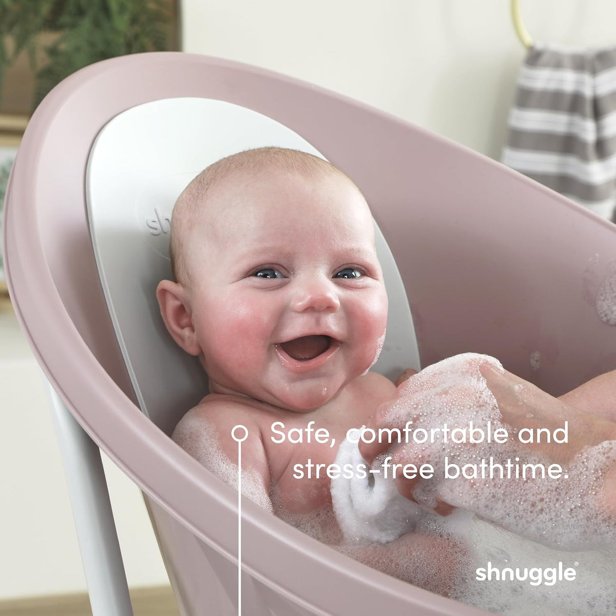 Shnuggle Baby Bath Tub Featuring Ergonomic Bum Bump Support, Soft Foam Backrest and an Integrated Plug-Pink .