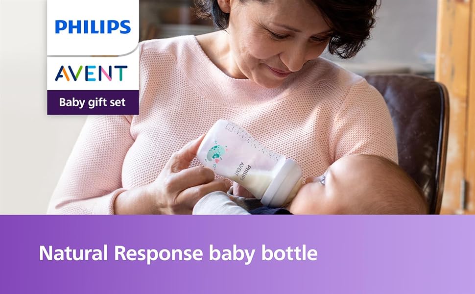 Philips Avent Natural Response Baby Gift Set, 4 Natural Response Baby Bottles 260 ml with T3 (1 m+ Teats), SCY903/61