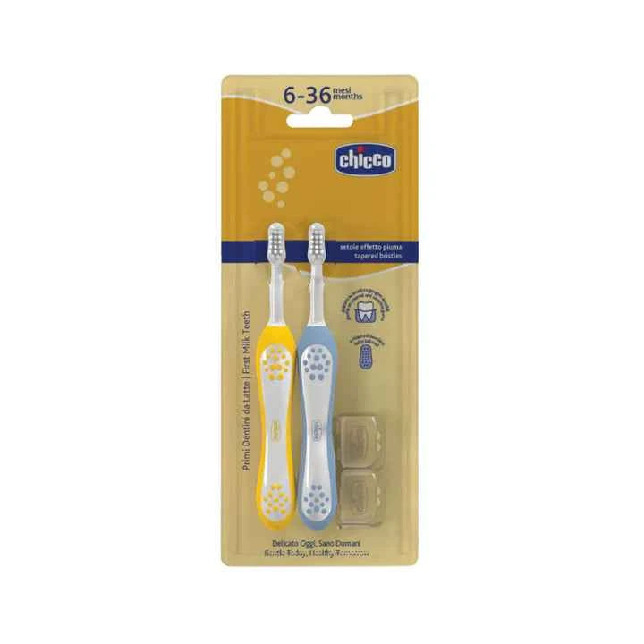 Chicco First Teeth Toothbrushes – Pack of 2, Mustard Yellow / Indigo Blue (6–36 Months)