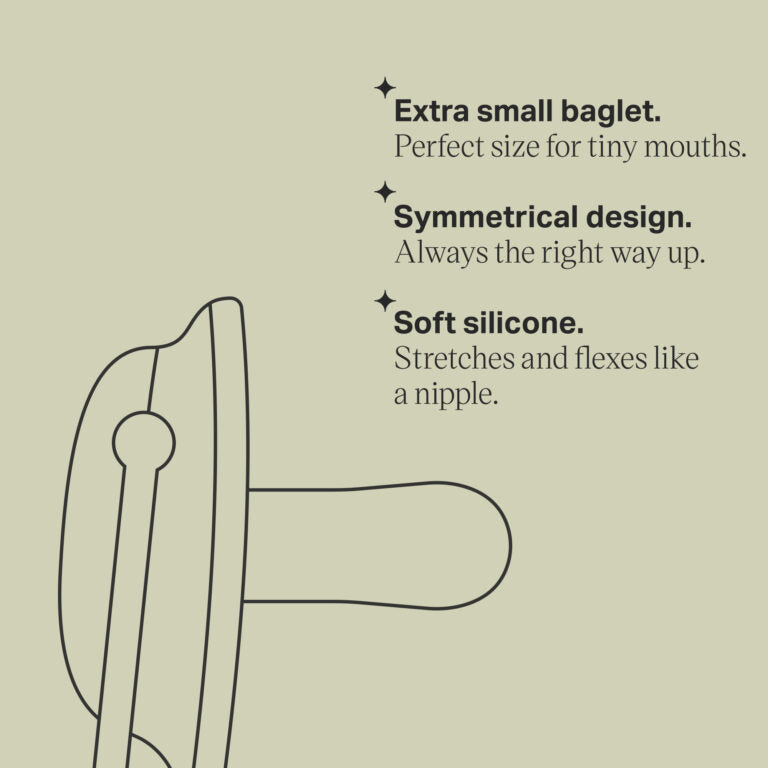 Tommee Tippee 2 × Newborn Silicone Soothers – 0–2 Months, Orthodontic Pacifiers for Boys & Girls, BPA‑Free