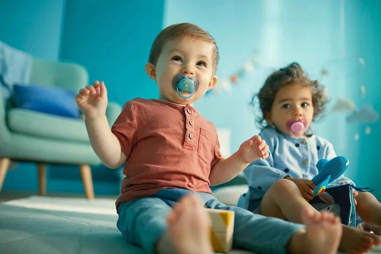 Philips Avent Ultra Soft Pacifier SCF228/01 – 6–18 Months, 2 Pacifiers - Adenzo Comfies