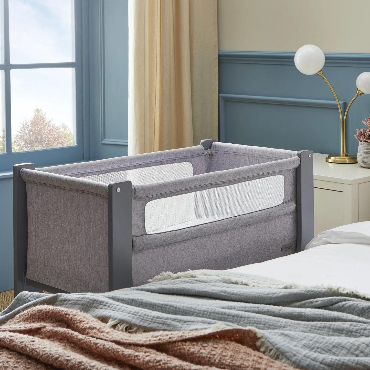 Shnuggle Air Lite Bedside Crib | Adjustable, Breathable & Hypoallergenic