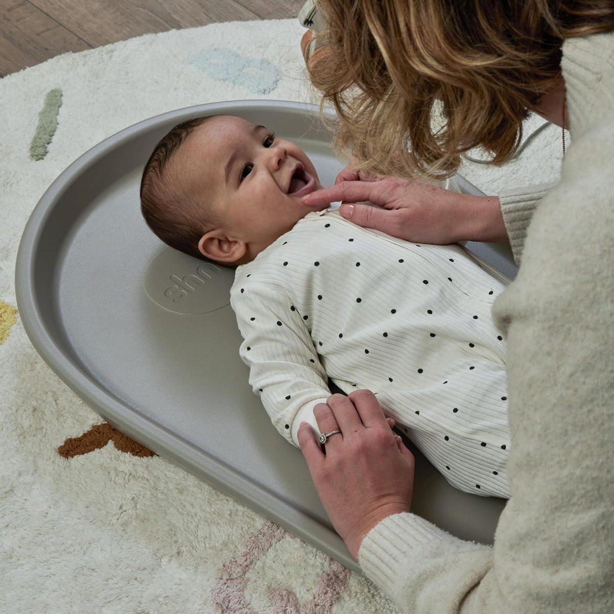 Shnuggle Squishy Baby Changing Mat | Soft and Warm Foam Material is Nicer for Babies | Perfect for Nappy/Diaper Changing Time | Anti-Slip Easy Clean Wipeable. - Adenzo Comfies
