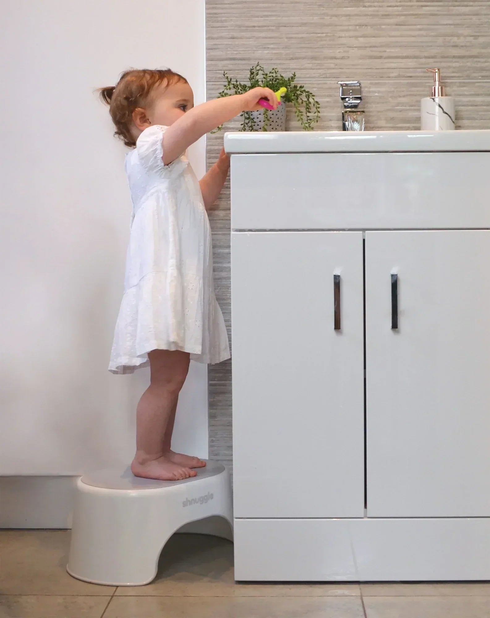Shnuggle Step Stool - Shnuggle Sturdy Step Stool | Helps Toddlers in the Bathroom | Non - Slip Toilet Step in White and Grey for Kids | Multiuse Step for Toddler Potty Training - Adenzo Comfies