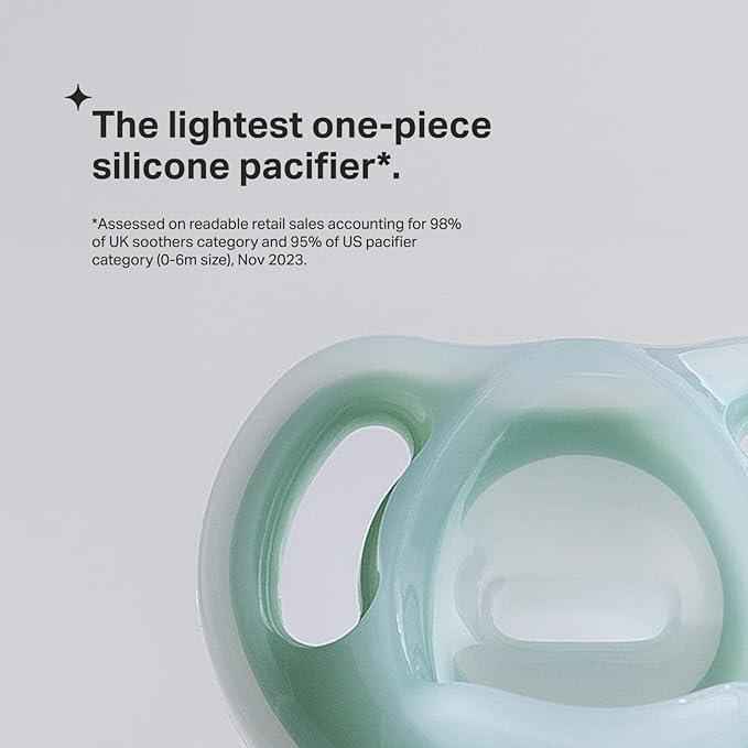 Tommee Tippee Ultra - Light Soothers, 0 - 6m, 4 Pack, Extra - Lightweight Design, Orthodontic Silicone Teat, Skin - Like Feel, Air Ventilation Holes, BPA - Free Dummy, Girl & Boy Assorted Colors - Adenzo Comfies