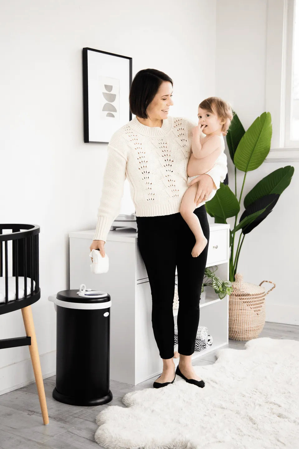 Ubbi - Diaper Pail - Matte Black
