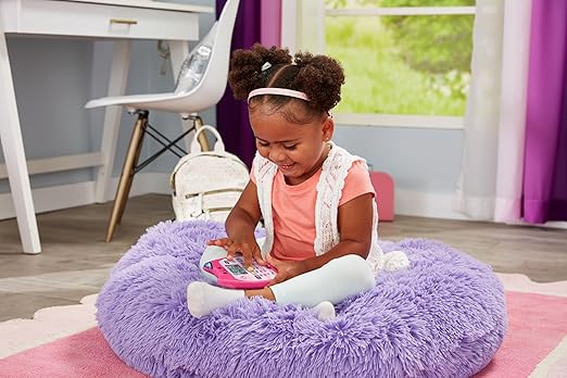 VTech Gabby's Dollhouse A Meow-Zing Phone, Official Gabby's Dollhouse Toy, Interactive Role Play Phone, Toy Phone with Voice Activation, Ringtones & Games, Gift for Ages 3, 4+ Years, English Version