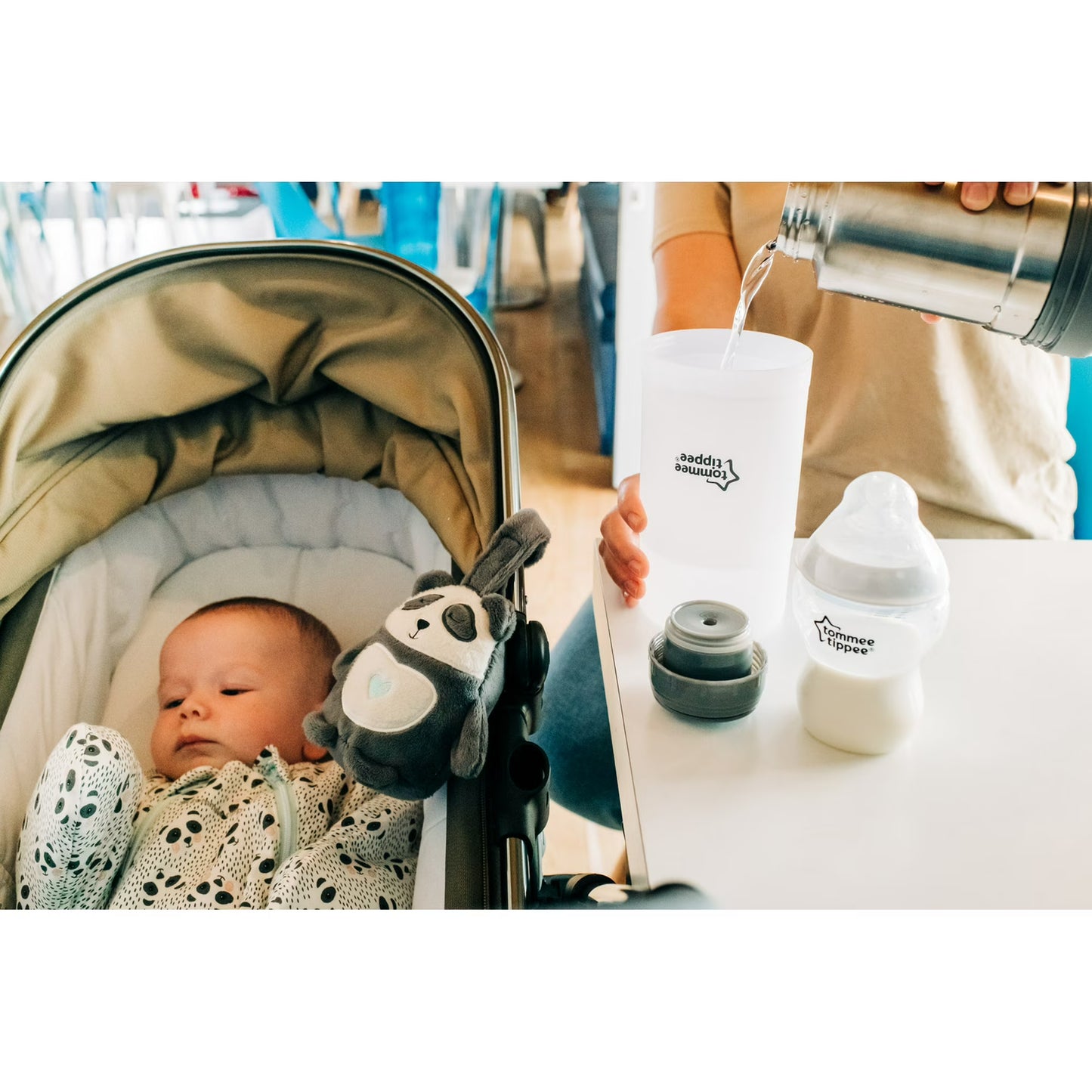 Tommee Tippee Travel Bottle Warmer - Portable Thermal Insulated Baby Food and Bottle Warmer with Leak-Proof Stainless Steel Flask