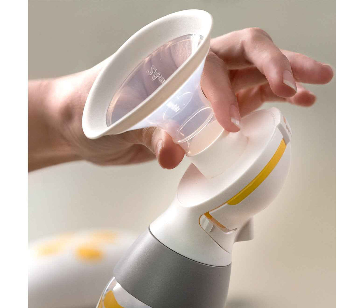 Medela Solo Single Electric Breast Pump