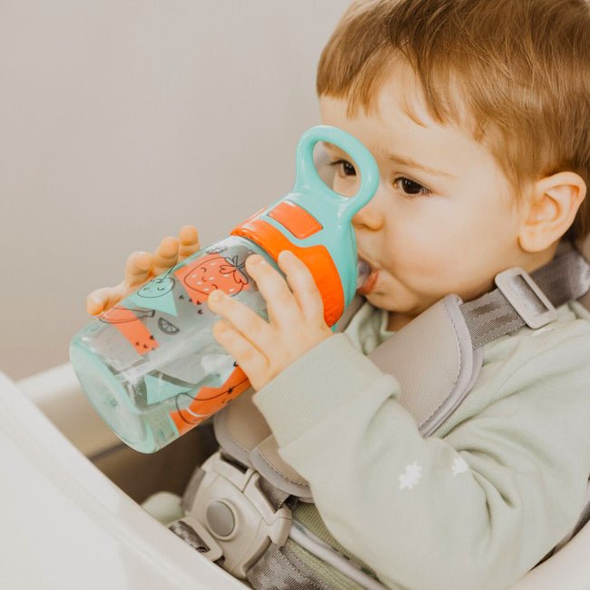 Nuby Incredible Gulp Sippy Cup (360ml) – No - Spill Toddler Water Bottle with Flip - Top Silicone Spout, BPA - Free, Easy - Grip Handle (18+ Months) - Adenzo Comfies